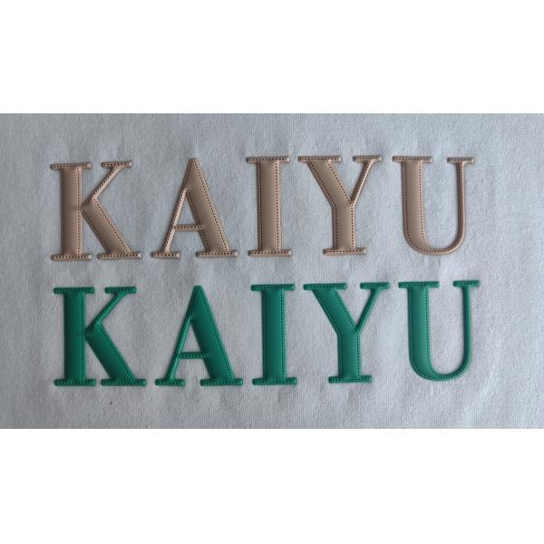 En el caso de las piezas de cuero, la adhesividad de la prenda, los sellos en relieve y la transferencia de calor