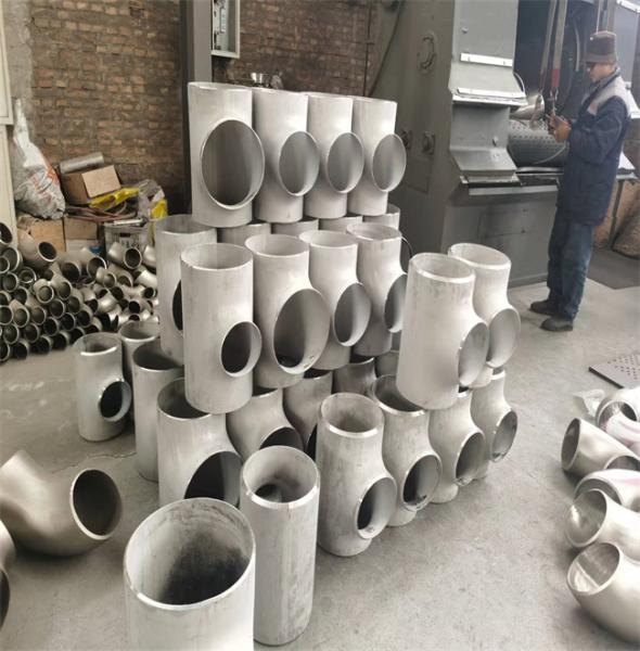 Black Reducing Carbon Steel Tees JIS EN XXS Lateral Malleable