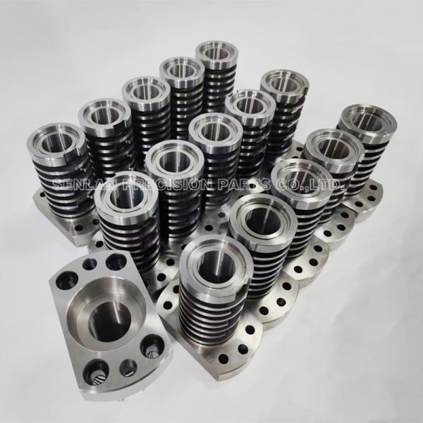 SKD61 Threaded Core Insert for Plastic Injection Molds with Customized Size and CNC Turning Process