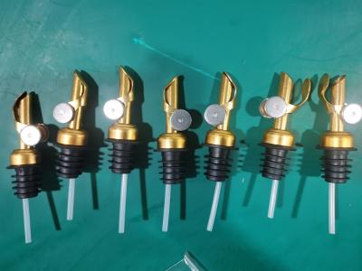 Oil Pourer Weighted Spouts Silver or Golden Color for the Olive Oil Bottle