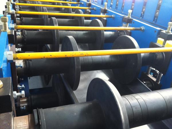 20 Stations Automatic Density Low Noise Steel Forming Machine Driven by Chain With Power 7.5KW