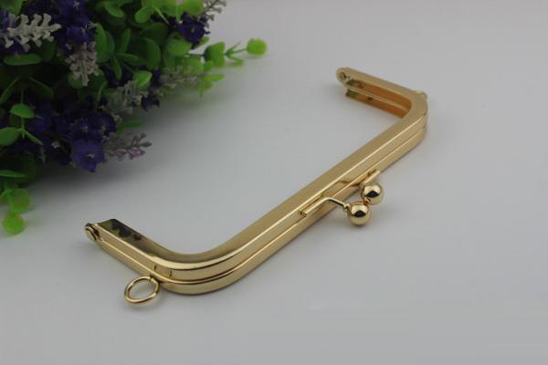 Super Hot Sales Light Gold 19 CM & 15 CM Metal Iron Purse Box And Frame For India Market