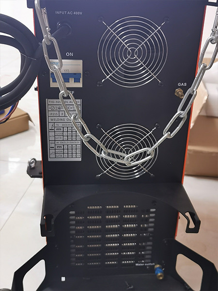 Multi функциональный сварщик DC AC TIG с дисплеем LCD полного цвета