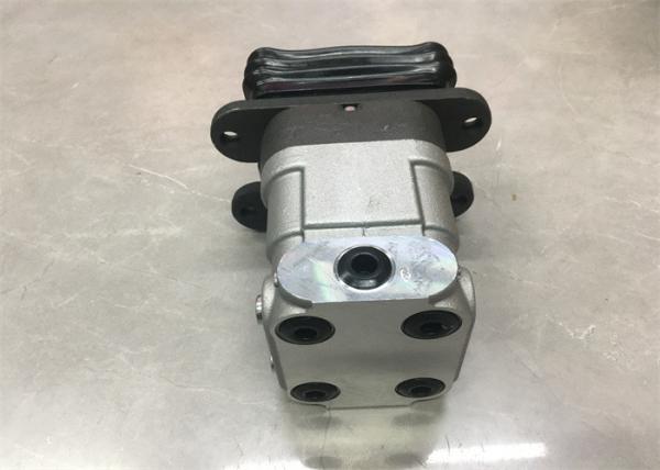 Assy 31N6-20020 de pédale de pied de récepteur de R110-7 R140LC-7 R210LC7 pour l'excavatrice de Hyundai