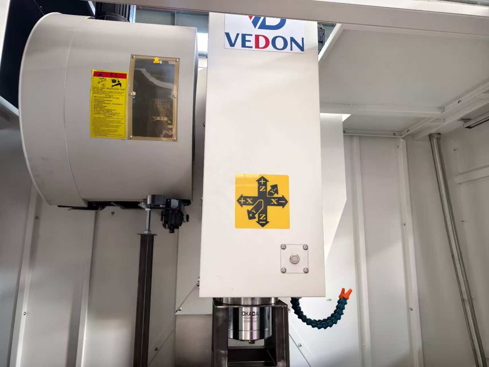 VMC855 3‑Axis Vertical CNC Machining Center BT40 Spindle 24‑Tool Disc Tool Magazine Metal Milling Machine For Mold & Auto Parts Processing