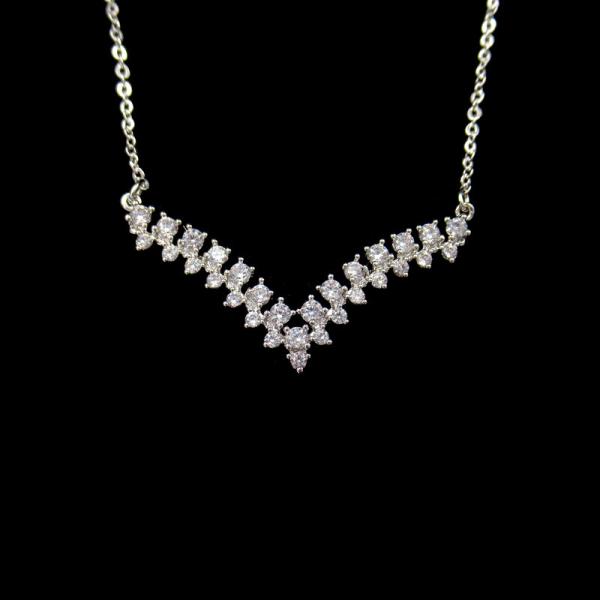 Fashion S925 Sterling Silver Cross Necklace / Personality Infinity Cubic Zirconia Cross