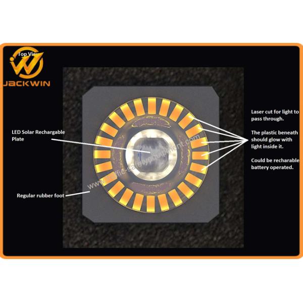 Qatar Standard Traffic Safety Equipment / Solar Traffic Cone Solar Lights , Long life