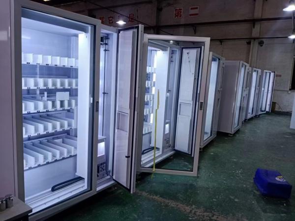 Máquina de venda automática de bebidas em garrafas de vidro com captador central de elevador com tela sensível ao toque, sistema inteligente