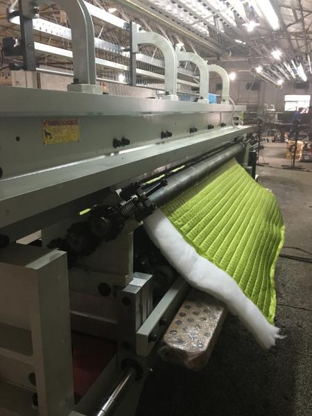 Industrial Duvet Quilting Machine , 1.6 Meters Heavy Duty Sewing Machine
