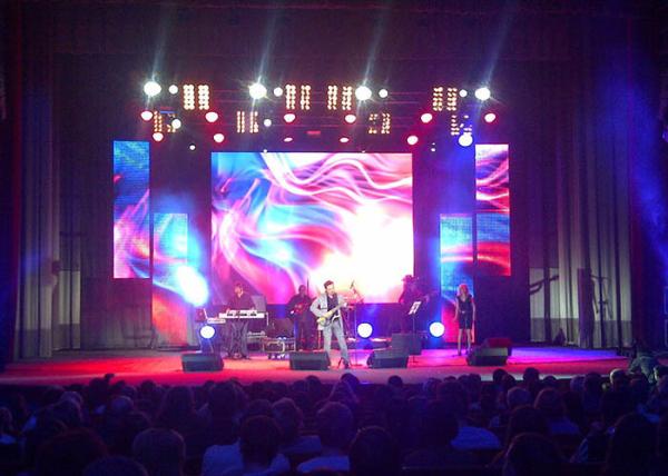 Die - Casting Alum LED Video Curtain Rental , P5 Indoor LED Screens For Events 