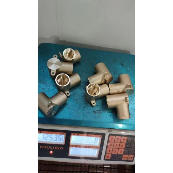 Copper alloy forging/casting machine parts capable of mass customization