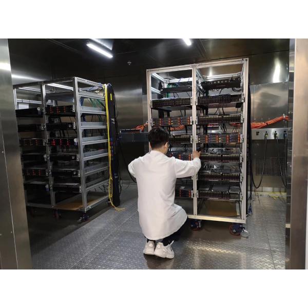 Прогулка LIYI контролируемая температурой в испытании на вызревание герметичности камеры испытания высокой электронной