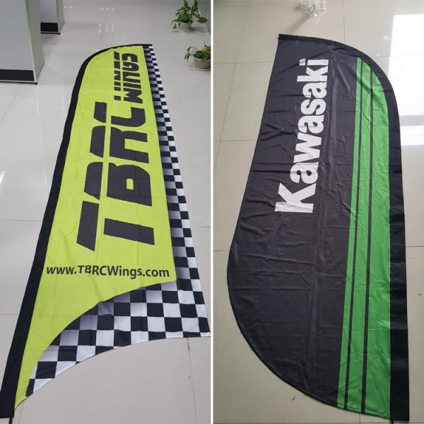 Вне рекламировать изготовленные на заказ флаги пера ветра сублимации экспо флагов пляжа сезонные