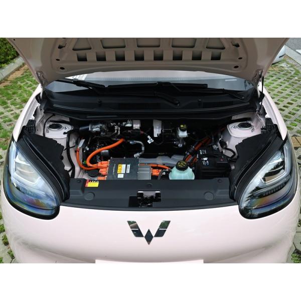 Véhicule électrique Wuling Binguo EV 5 portes 4 sièges 2024 Nouveau véhicule électrique à énergie explosive rentable