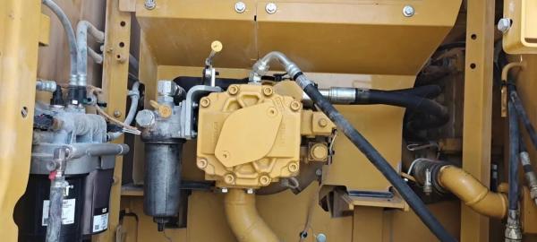 Used Original Excavator, Cat320