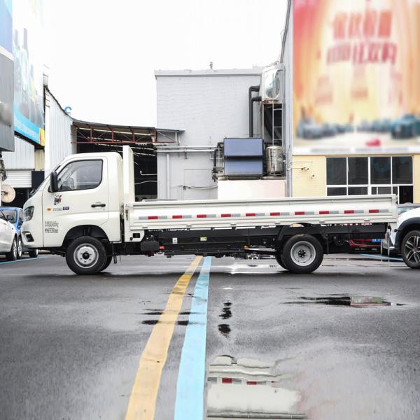 Xiangling M Commercial Vehicle Truck Cargo Box EV Mini 260km Range