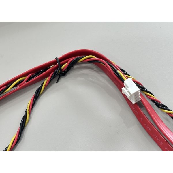 SATA data power connector cable harness, right angle 7+15 pin to 4 pin wire terminal, twisted power cable for server HDD SSD signal transmission customization