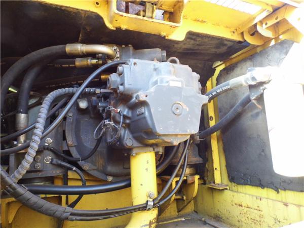 KOMATSU PC300-7 Used Crawler Excavator For Sale Iran