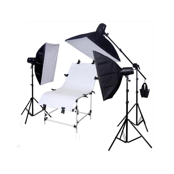 Дверь амбара студии деятельности портрета простая освещая наборы