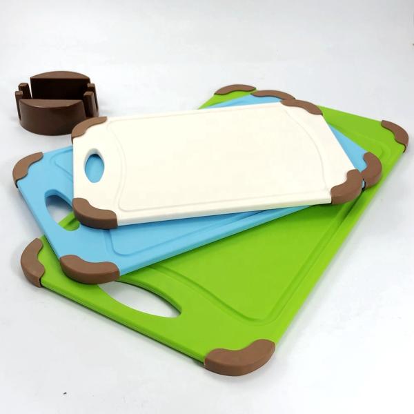 Small Size 29x19.5cm Sustainable Kitchen Cutting Board Easy to Clean and Plastic