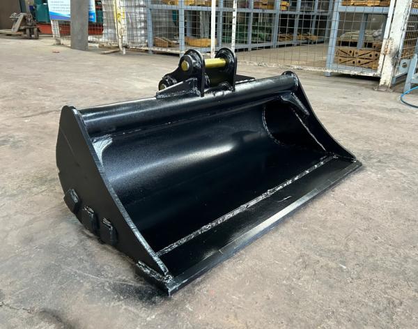 Premium Steel Excavator Mud Bucket For Deep Mud Excavation And Site Cleaning
