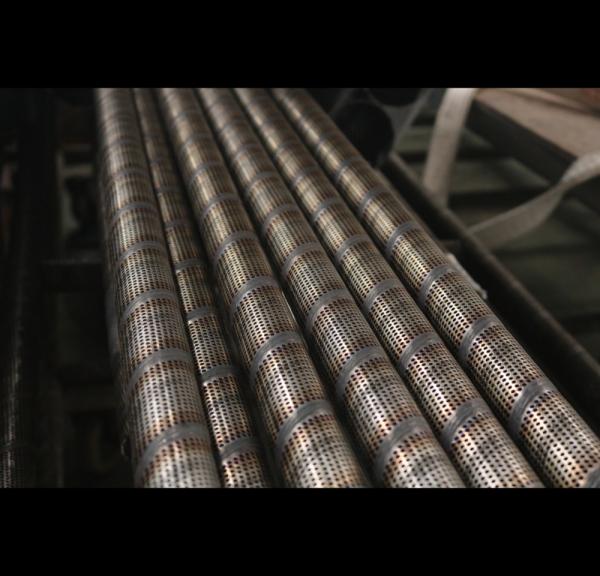 Galvanized Perforated Steel Pipe 304 316 For Petrol Textile Custom Length