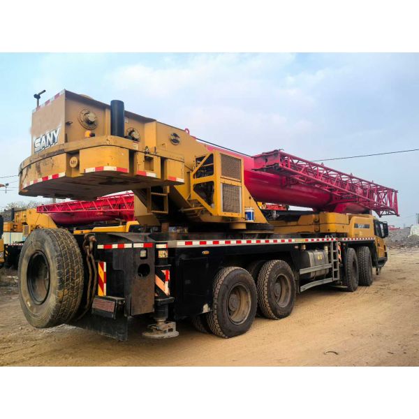 Max Gradeability 45 Percent SANY Truck Crane Emission Standard National VI Gross Weight 34000 Kg Heavy Lifting Machinery