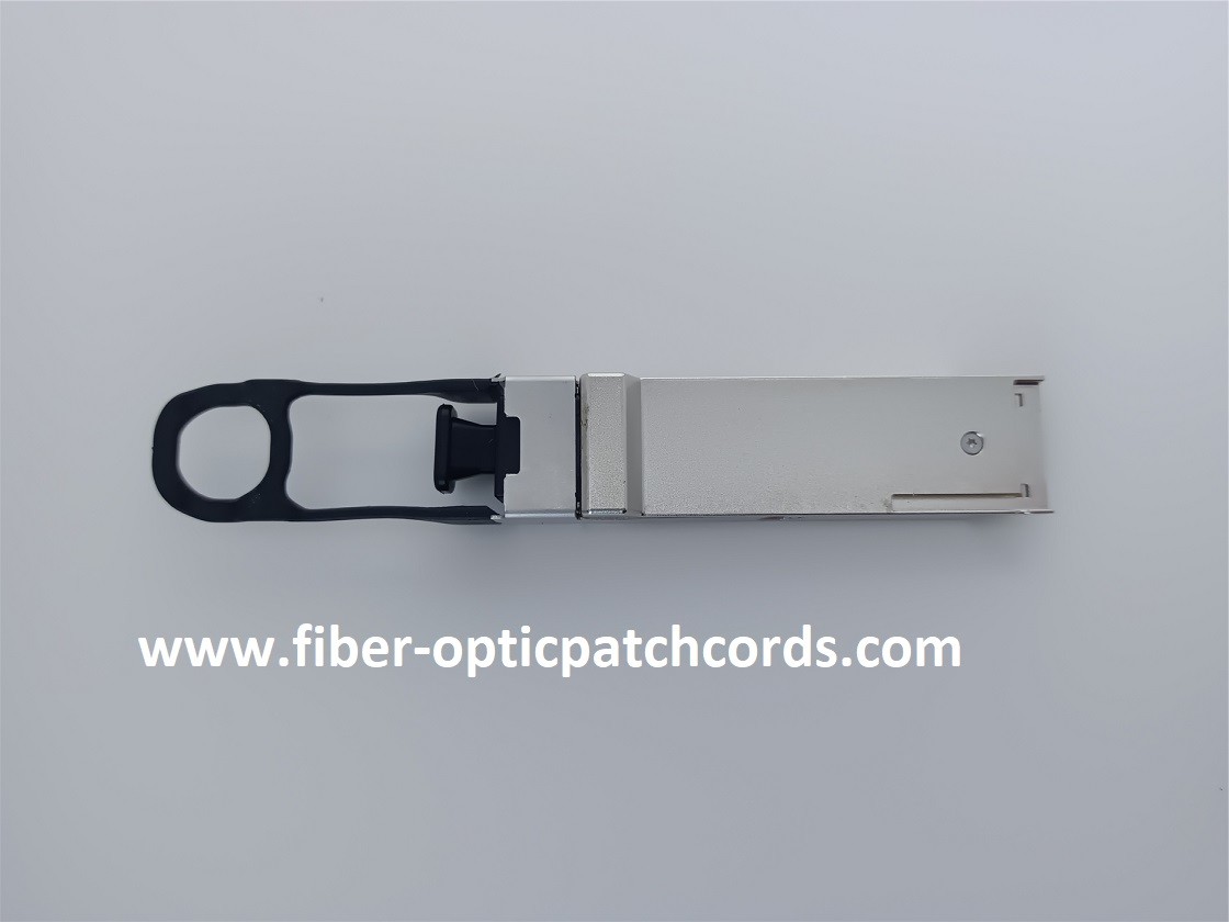 Волокно Finisar 40GBase-SR4 бренда приемопередатчика SR4 100m 850nm MMF FTL410QL1C-N1 Finisar 40G QSFP QSFP+ первоначальное Multi