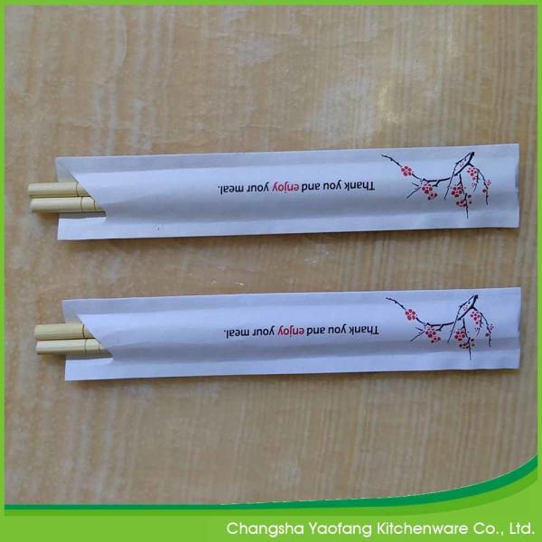 5.0mm Thickness Chinese Food Round Bamboo Chopsticks Customized With Paper Sleeve
