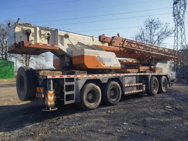 ZOOMLION 80T 80V5 Truck Crane Heavy Lifter Lifting Cranes Used Crane 2015