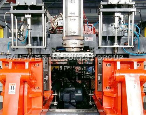 Hdpe Car Water Tank Making Machine / White Bottle Auto Water Can Plastic Molder Machine