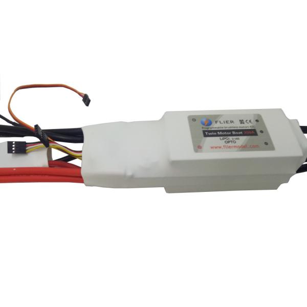 RCの海兵隊員/サーフボードのためのブラシレス速度のコントローラーの双生児モーターRCボートESC 300Aのフライヤ二重16S