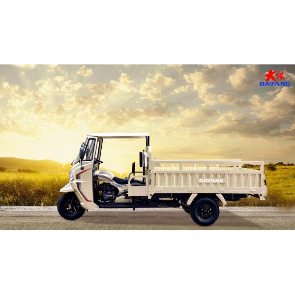 Мотоцикл с тремя колесами Bajaj Мотоцикл с треугольником с весом 500 кг и размером шин 5,0-12