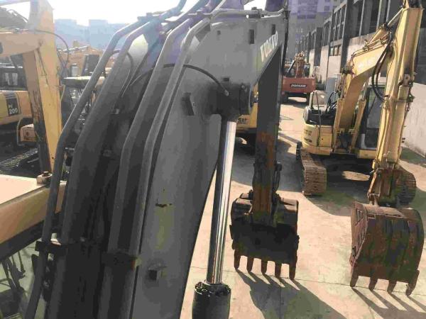 Used excavator Vollvo EC140D Hydraulic Crawler Yellow 3100h Usage Excavator with D3.8E Engine Model
