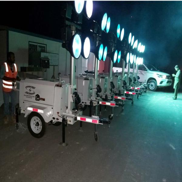 1305W Mobile Solar Light Tower Trailer Mounted Lighting Tower  US / AU / EU Standard