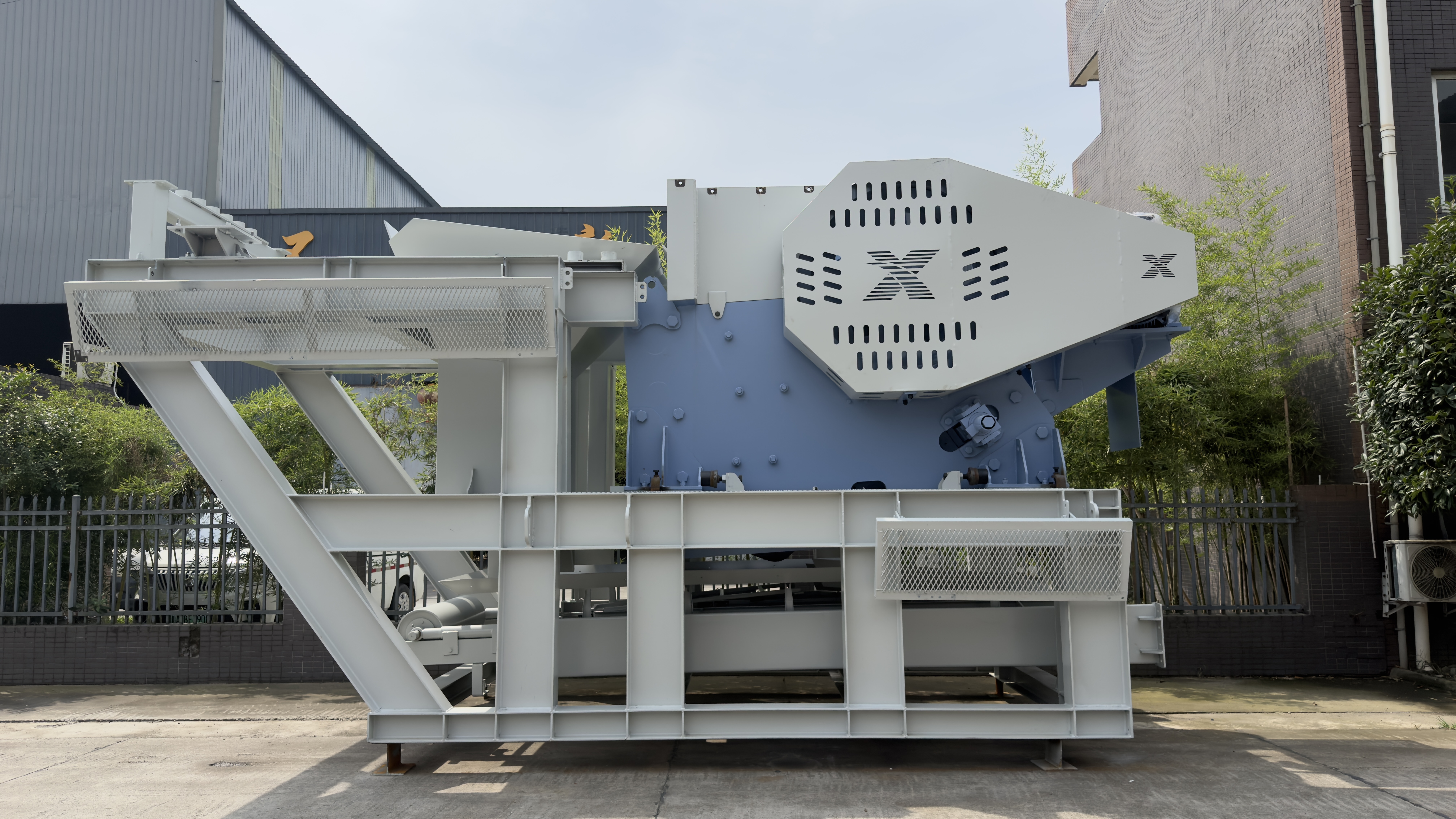 XY European Jaw Crusher Deep V Chamber Long Stroke Heavy Duty Hard Rock Crusher