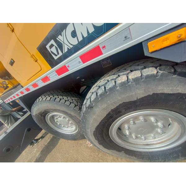 Comprar XCMG 80 toneladas grúa móvil.