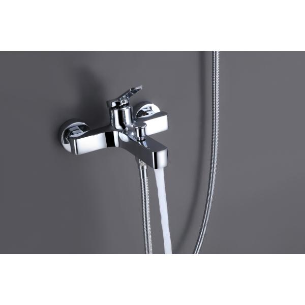 Modern Design Style Shower Faucet Bathroom Shower Set with Exposed B S Faucet Feature
