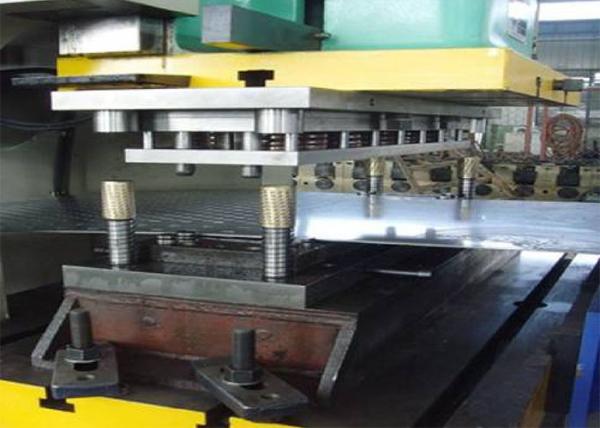Steel Cable Tray  Storage Rack Roll Forming Machine 77.2kw Total Power