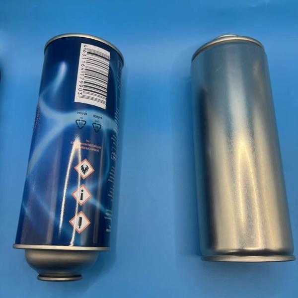 Récipient de gaz de butane lourd avec une canette de gaz de butane