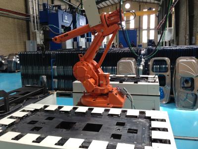 Robot Laser Welding Machinery , Laser Welding Stainless Steel Kitchen Sink , Laser Power 300W