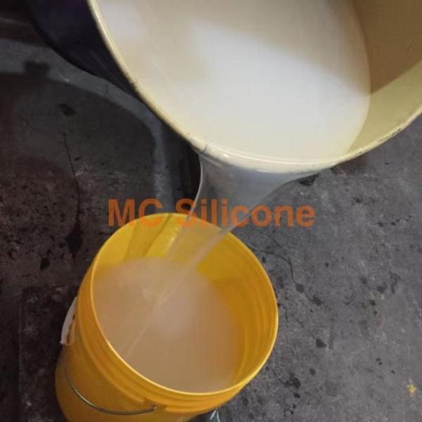 Garrafa de silicone líquida para bonecas de silicone