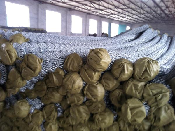 China chian wire fencing supplier ,chain wire fencing factory supply woven wire fencing high quality  4ft chain mesh fen