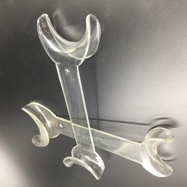 Medical Dental Cheek Retractor , Fishtail Clear Disposable Cheek Retractors