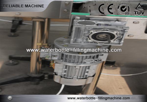 Soda / Tea Plastic Auxiliary Equipment Bottle Conveyor System Electric Driven Type