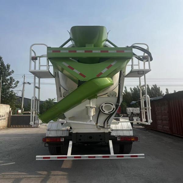 HOWO 371 Used Concrete Trucks 8x4 Cement Mixer