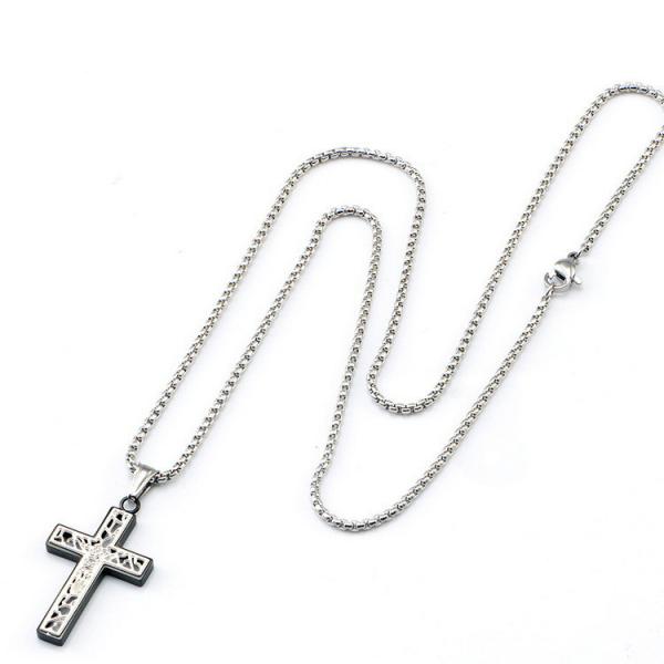 New hollowed out cross men's necklace, fashionable, simple and exquisite accessories wholesale
