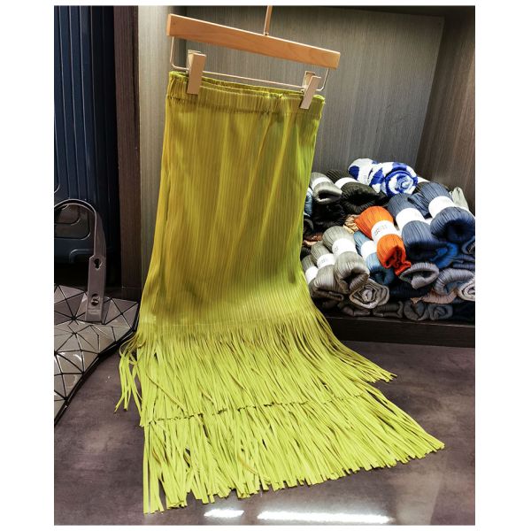 2024 Women's High Waisted Pleated Skirt Solid Color New Fashionable Tassel Age Reducing and Slimming Breathable Skirt