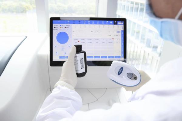 Zecen 220T/H CLIA Immunoassay Analyzer Reagents For Clinical Diagnostic 60 Sample Positions