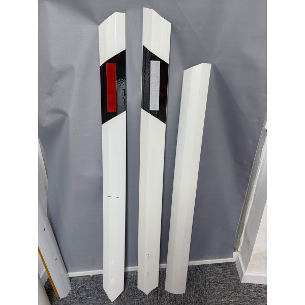ROADSAFE Warning Roadway Safety Pvc Material Delineator Post Reflective